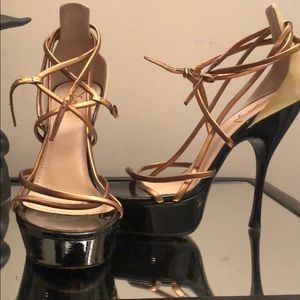 AUTHENTIC Size 38 YSL heels